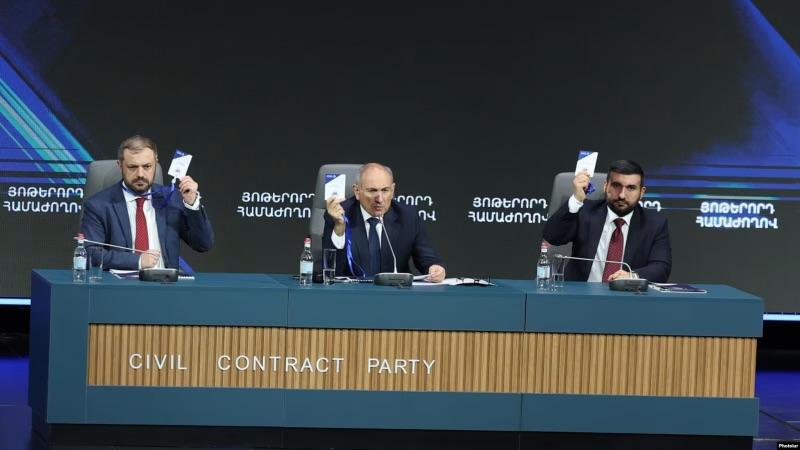 Փաշինյանը թույլ չի տալիս եւ չի տա, որ մրցակիցներ աճեն․ «Հրապարակ»