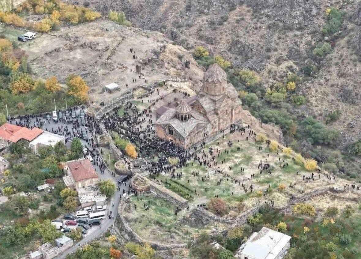 Երբ լեգիտիմալույծներն ուզում են որոշել մեր Ազգային եկեղեցու ճակատագիրը. «Փաստ»