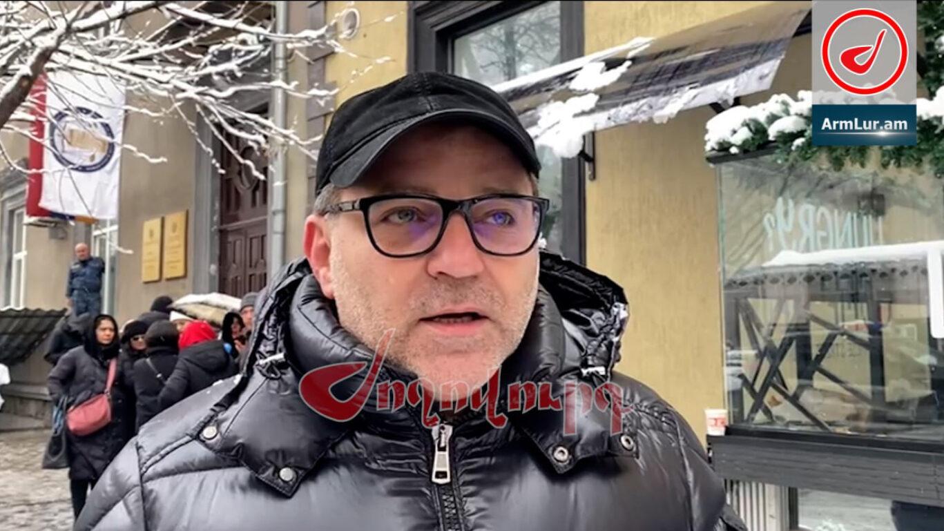 ՏԵՍԱՆՅՈՒԹ․ Նարեկը շարունակում է հացադուլը, Վազգենն էլ իր բաժին պայքարն է տանում. Նարեկ Մալյան
