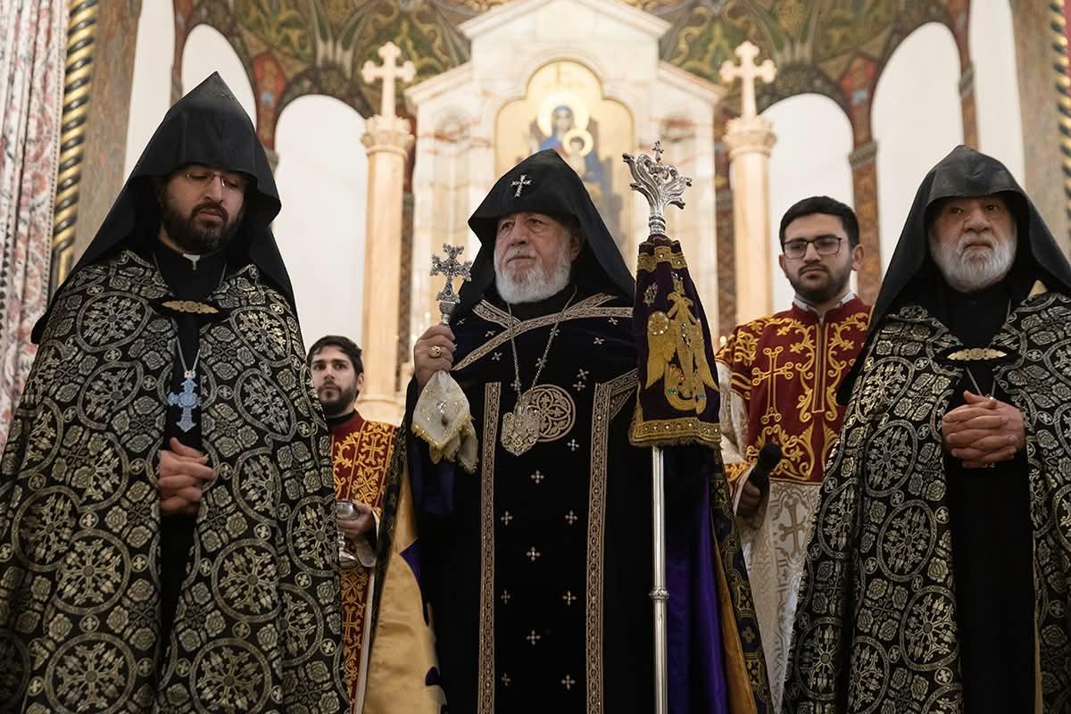 Մայր Աթոռում կատարվեց հոգեհանգստյան կարգ  հանուն Հայրենիքի նահատակված քաջորդիների համար