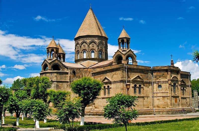 Հենց նրա առաջնորդության տարիներն են աչքի ընկել վախի, սպառնալիքի, նվաստացման մթնոլորտում. թեմի քահանաները՝ նախկին Գևորգ Սրբազանին