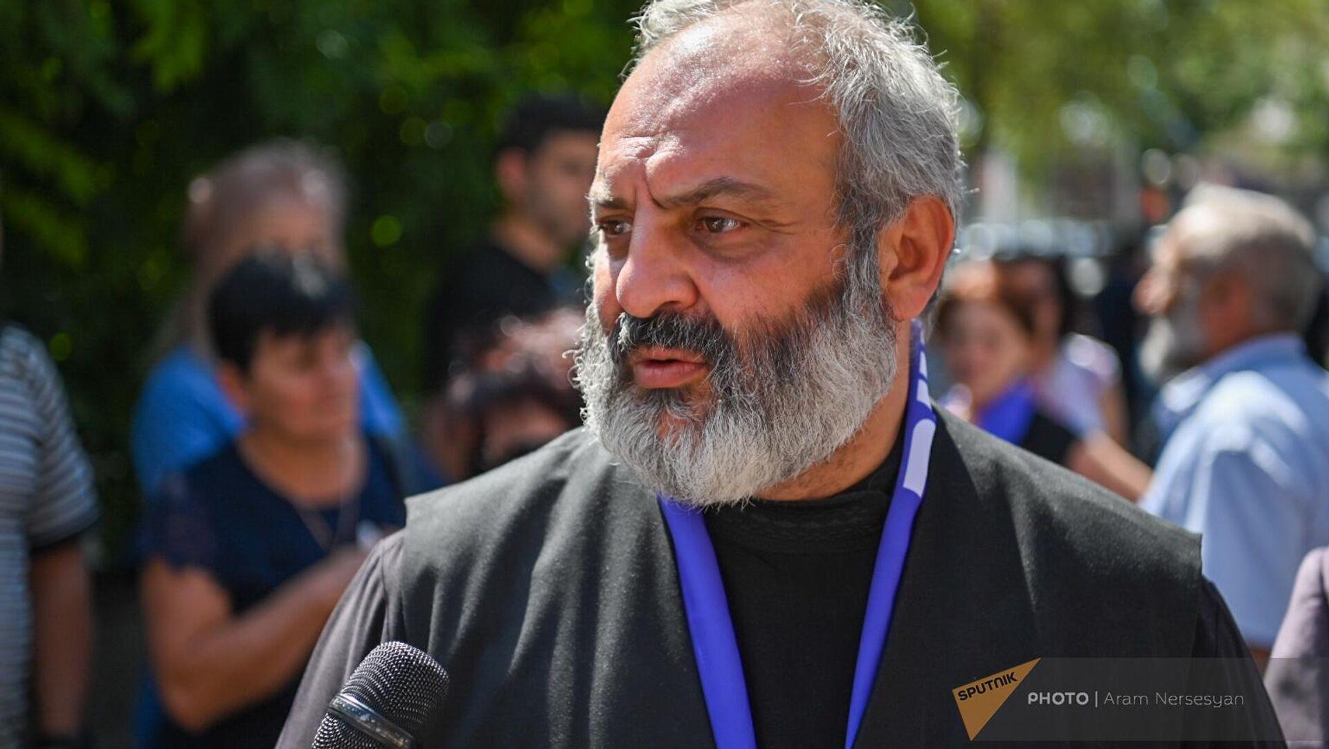 Մեզ համար կենսական նշանակություն ունի «Ազգ-Տաճար»-«Ազգ-Բանակ» հայեցակարգ-համակարգը. Բագրատ Սրբազան