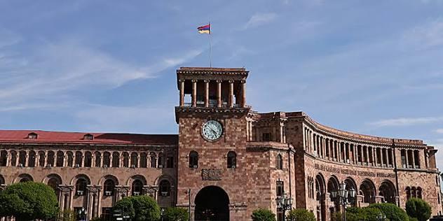Փոխնախարարները կլքեն իրենց պաշտոնները. «Ժողովուրդ»